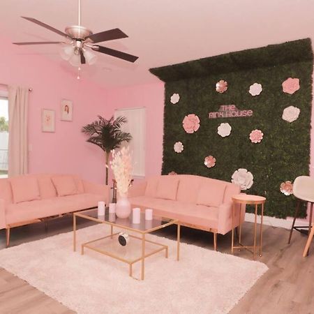 The Pink House Orlando Exterior photo